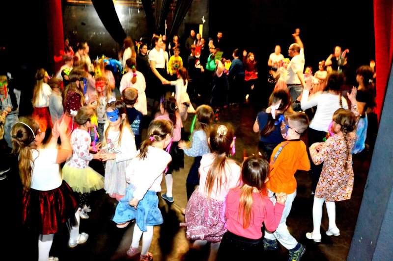 2024.-februar-9.-farsangi-tanchaz-1